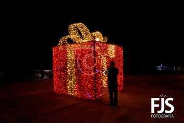 La costa de Telde se zambulle en la Navidad/Francisco Javier Santana.
